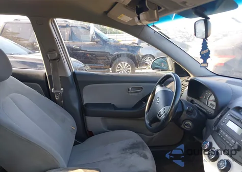 2008 Hyundai Elantra Gls/Se из США, поврежденный, VIN KMHDU46D38U569142